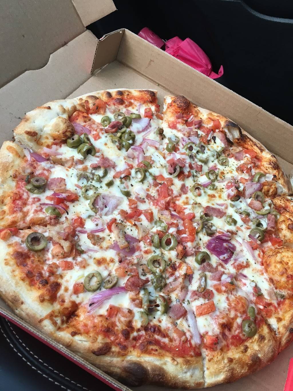 La Pizza & Pasta | restaurant | 30 Taunton Rd E, Oshawa, ON L1G 3T7, Canada | 9057255100 OR +1 905-725-5100