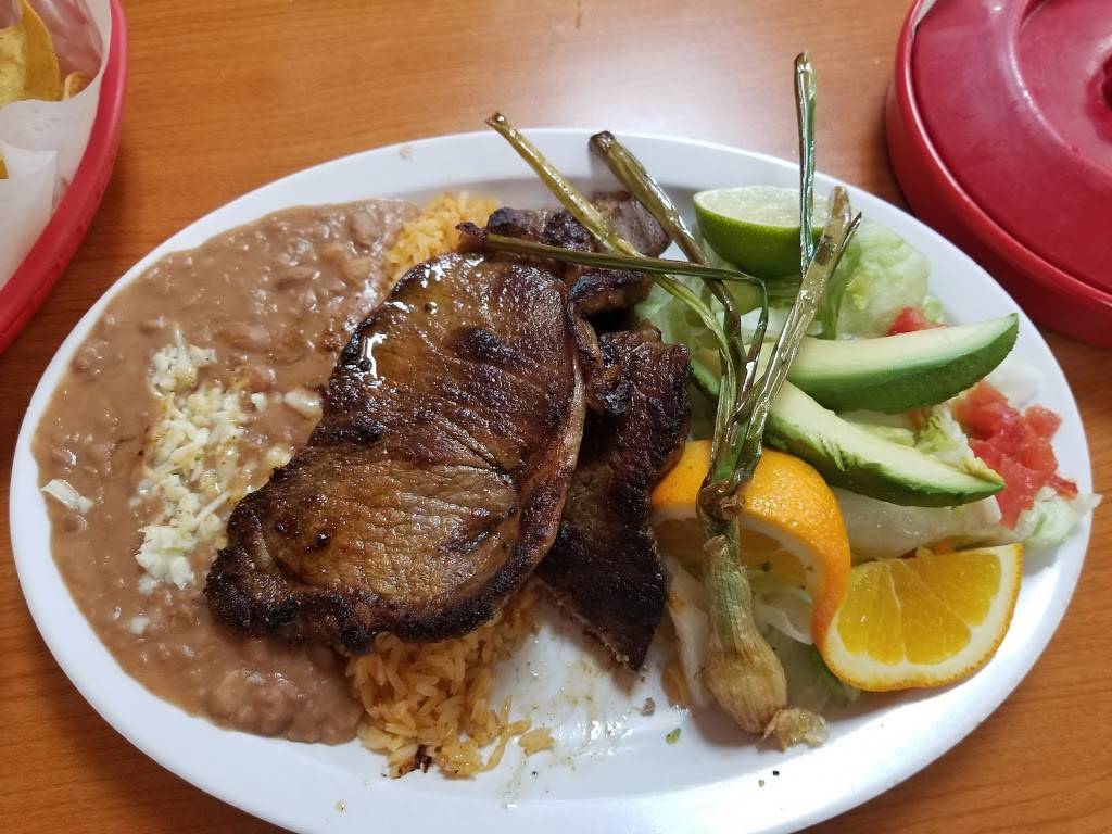 El Compadre Restaurant | restaurant | 8440 Sunland Blvd, Sun Valley, CA 91352, USA | 8187681095 OR +1 818-768-1095