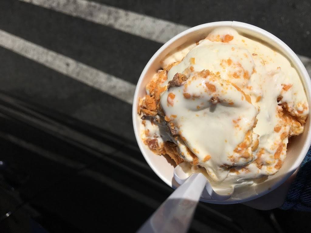 Cold Stone Creamery | bakery | 210 E Sepulveda Blvd Ste P4-C, Carson, CA 90745, USA | 4243640454 OR +1 424-364-0454