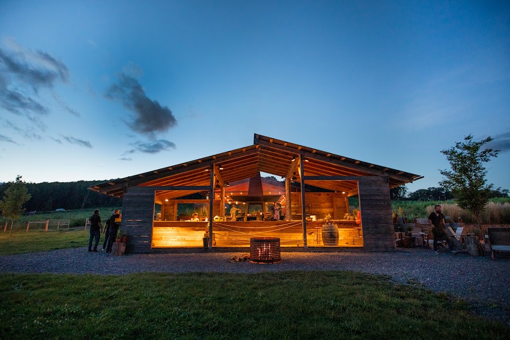 Ironbound Farm | restaurant | 360 Co Rd 579, Asbury, NJ 08802, USA | 9089404115 OR +1 908-940-4115