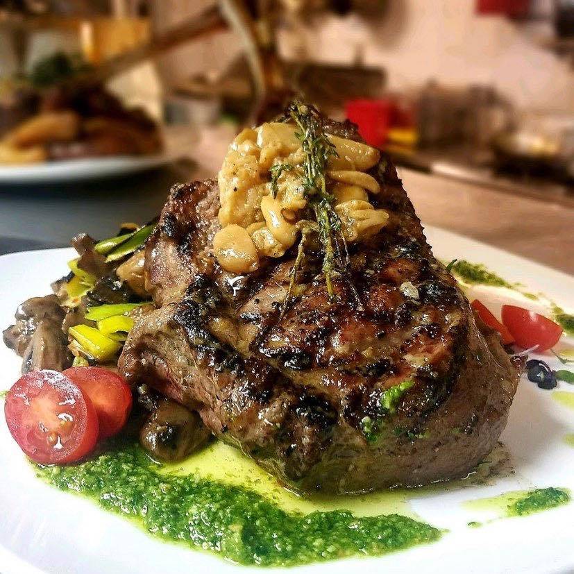 Vino Italian + Bistro | restaurant | 5200 Fairfield Shopping Centre, Virginia Beach, VA 23464, USA | 7574023600 OR +1 757-402-3600