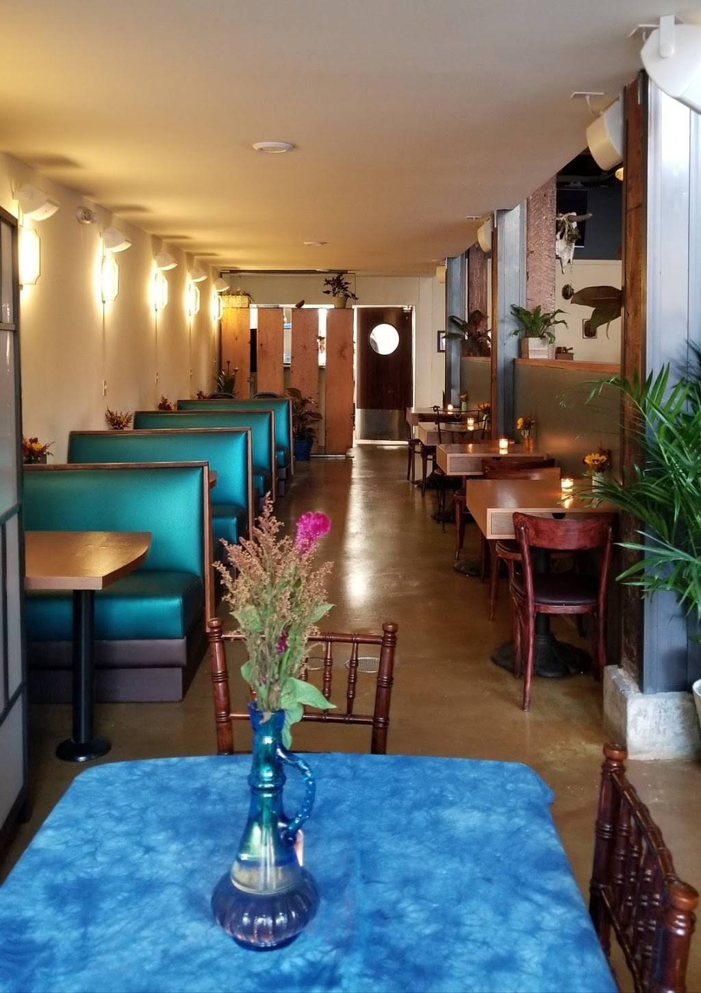 Copper Spoon Cocktails & Kitchen | restaurant | 4031 Broadway, Oakland, CA 94611, USA | 5108797061 OR +1 510-879-7061