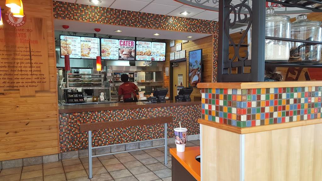 Popeyes Louisiana Kitchen | restaurant | 2767 Clairmont Rd, Atlanta, GA 30329, USA | 4042016932 OR +1 404-201-6932