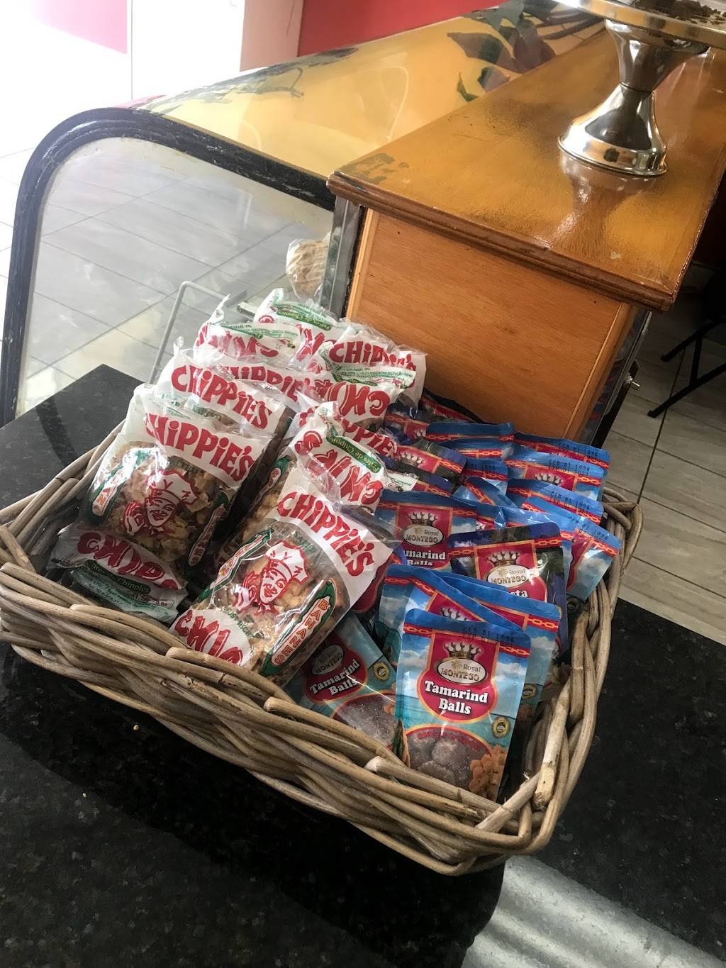 Taste Rite Jamaican Bakery | restaurant | 9924 Pines Blvd, Pembroke Pines, FL 33024, USA | 9549986298 OR +1 954-998-6298