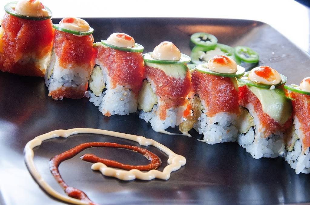 Rock & Roll Sushi | restaurant | 6109 Berkshire Ln, Dallas, TX 75225, USA | 2149871966 OR +1 214-987-1966
