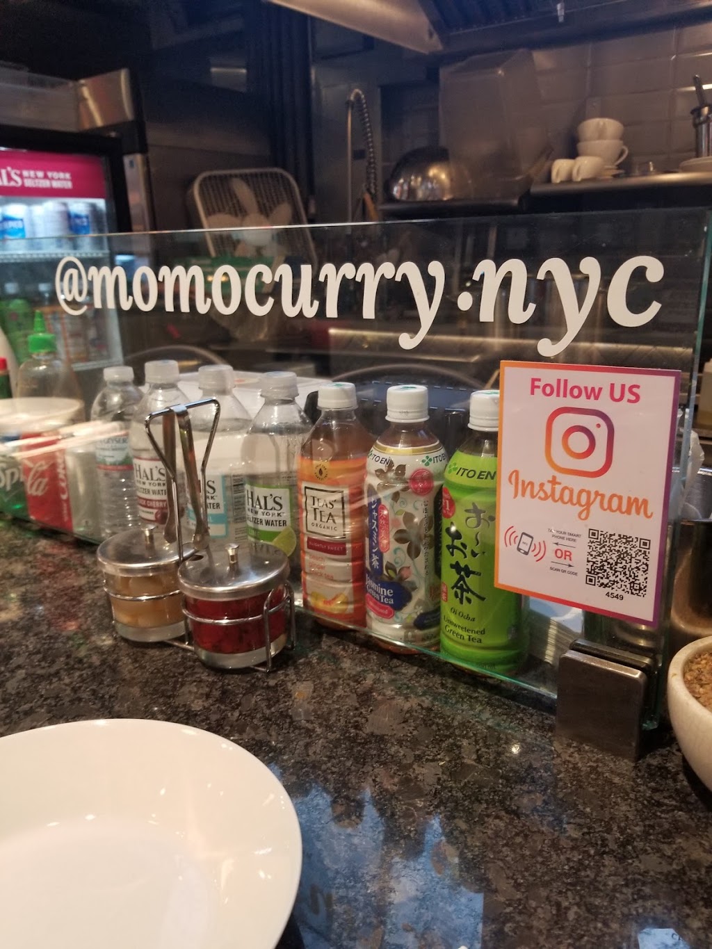 Momo Curry | restaurant | 185 Greenwich St, New York, NY 10007, USA | 3157156369 OR +1 315-715-6369