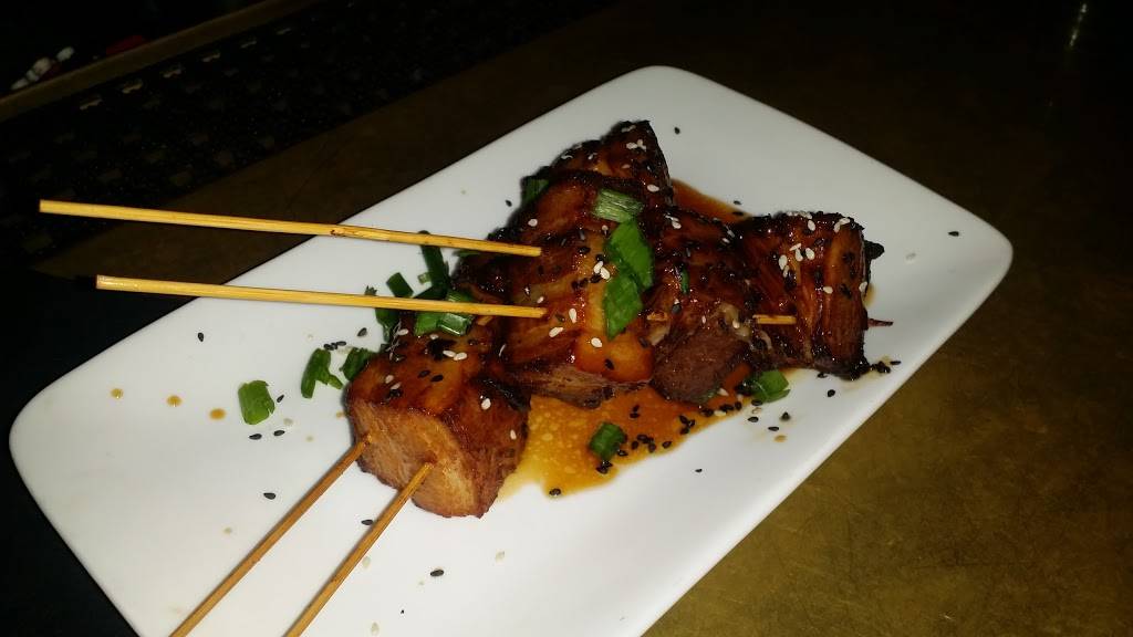 Formosa Cafe | restaurant | 7156 Santa Monica Blvd, West Hollywood, CA 90046, USA | 3238509050 OR +1 323-850-9050