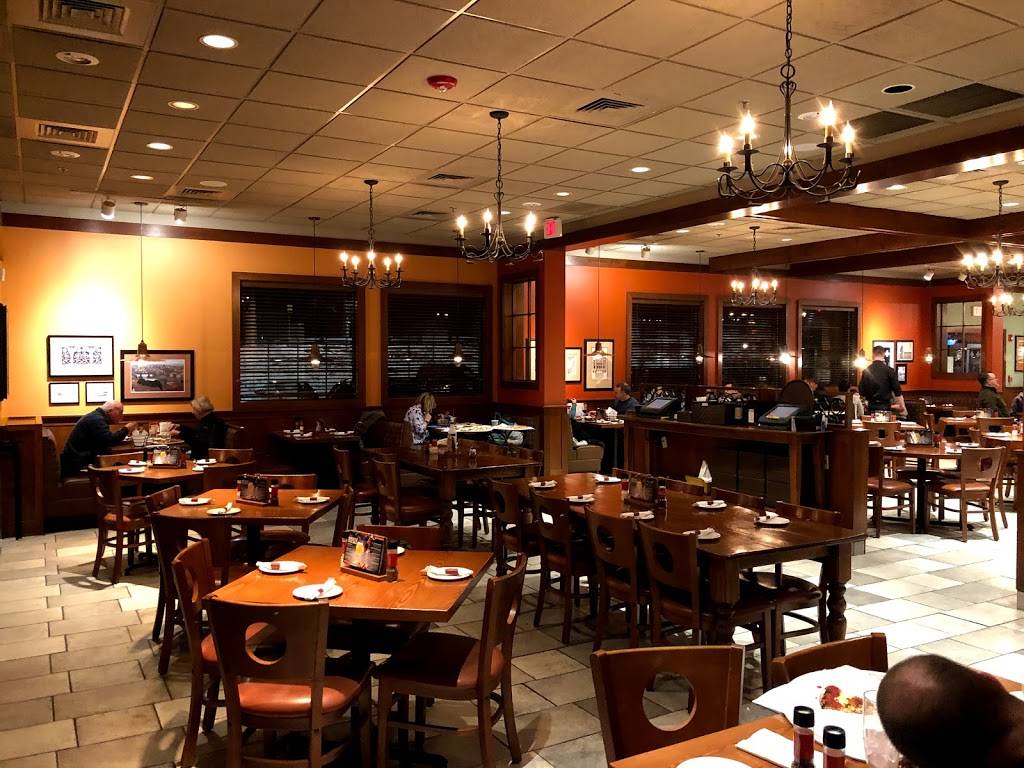 Bertuccis Italian Restaurant | restaurant | 6 Plaza Way, Plymouth, MA 02360, USA | 5087471187 OR +1 508-747-1187