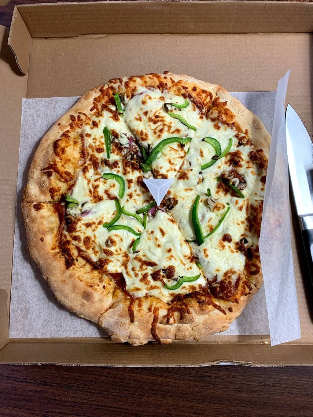 Restaurant La Poutinette | restaurant | 770 Rue Principale, Wickham, QC J0C 1S0, Canada | 8193985292 OR +1 819-398-5292