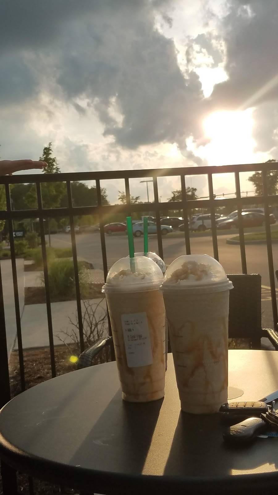 Starbucks | cafe | 12919 Campus Pkwy A, Noblesville, IN 46060, USA | 3176491672 OR +1 317-649-1672