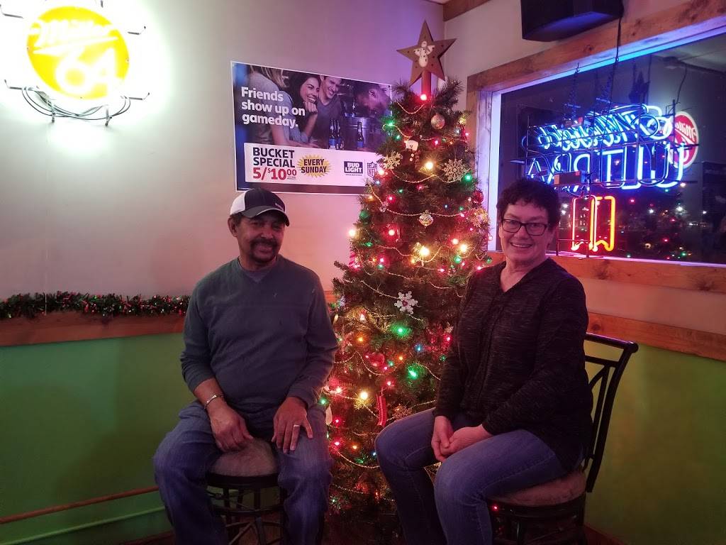 Elliotts Satellite Tavern | restaurant | 2001 E Main St, Danville, IL 61832, USA | 2174747838 OR +1 217-474-7838