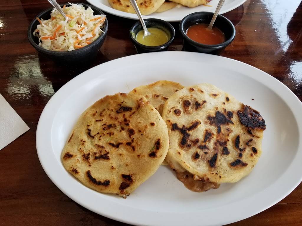 Las Delicias Restaurant | restaurant | 4010 W Montrose Ave, Chicago, IL 60641, USA | 7736854142 OR +1 773-685-4142