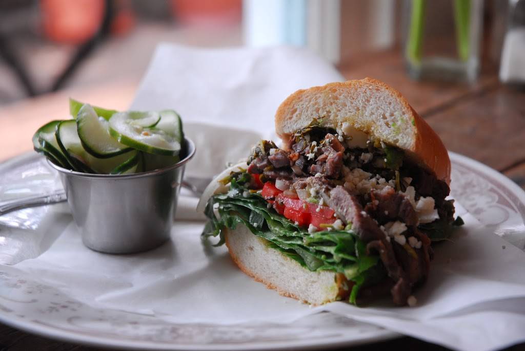 FoodHeads | cafe | 616 W 34th St, Austin, TX 78705, USA | 5124208400 OR +1 512-420-8400