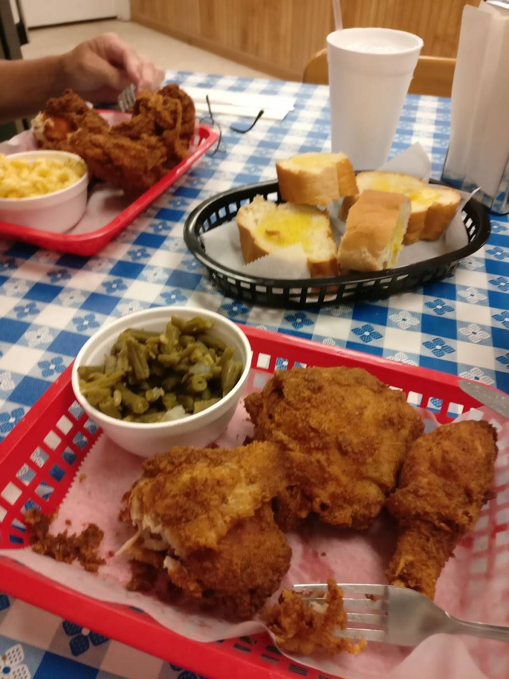Chaps Chicken | restaurant | 206 Harrison Ave c, New Orleans, LA 70124, USA | 5043715546 OR +1 504-371-5546