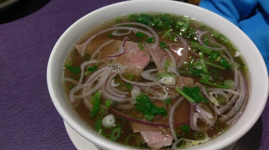 Pho Palace 2 Noodles & Grill | restaurant | 3300 E Broad St #136, Mansfield, TX 76063, USA | 8174050108 OR +1 817-405-0108