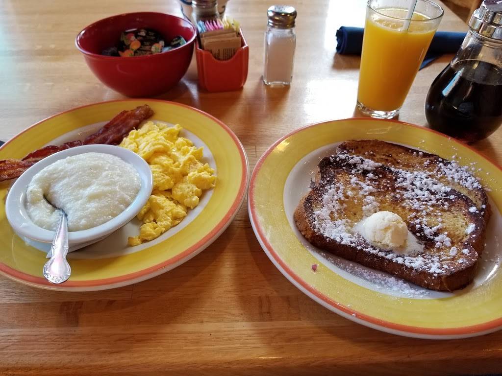 J.Christophers | restaurant | 2700 Town Center Dr, Kennesaw, GA 30144, USA | 6782132400 OR +1 678-213-2400