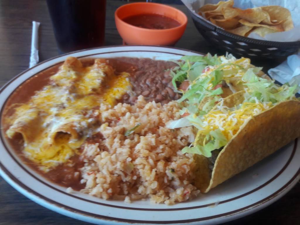 Bigotes | restaurant | 1821 E Abram St, Arlington, TX 76010, USA | 8172741350 OR +1 817-274-1350