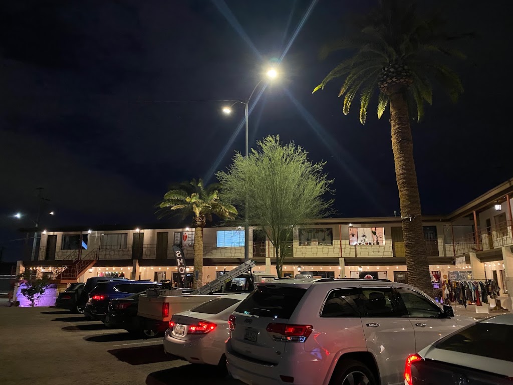 Phoenix Exotica | meal takeaway | 10427 N 19th Ave, Phoenix, AZ 85021, USA | 6029350689 OR +1 602-935-0689