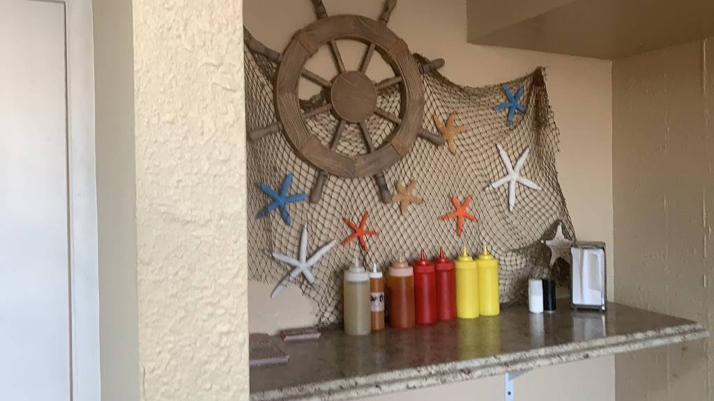 JBs Seafood | restaurant | 14504 NW 27th Ave, Opa-locka, FL 33054, USA | 7866185963 OR +1 786-618-5963