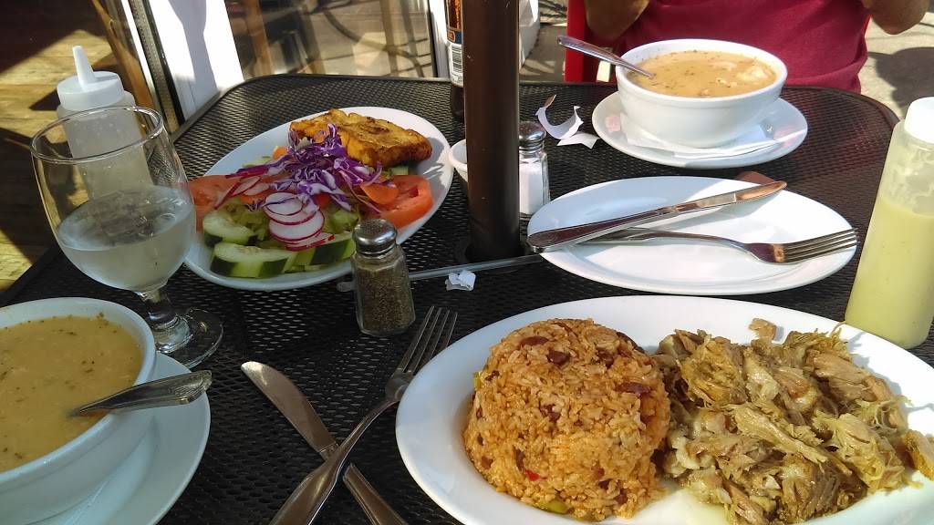 Tu Casa | restaurant | 11635 Metropolitan Ave, Richmond Hill, NY 11418, USA | 7184873892 OR +1 718-487-3892