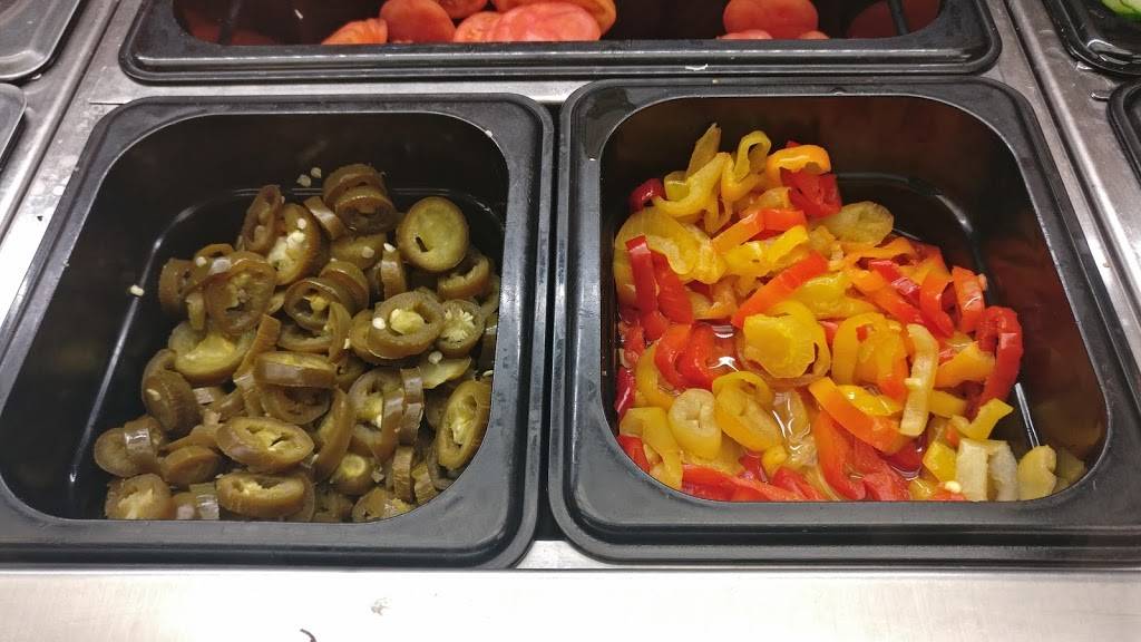 Subway | restaurant | 9275 Markham Rd, Markham, ON L3P 3J3, Canada | 9052947591 OR +1 905-294-7591