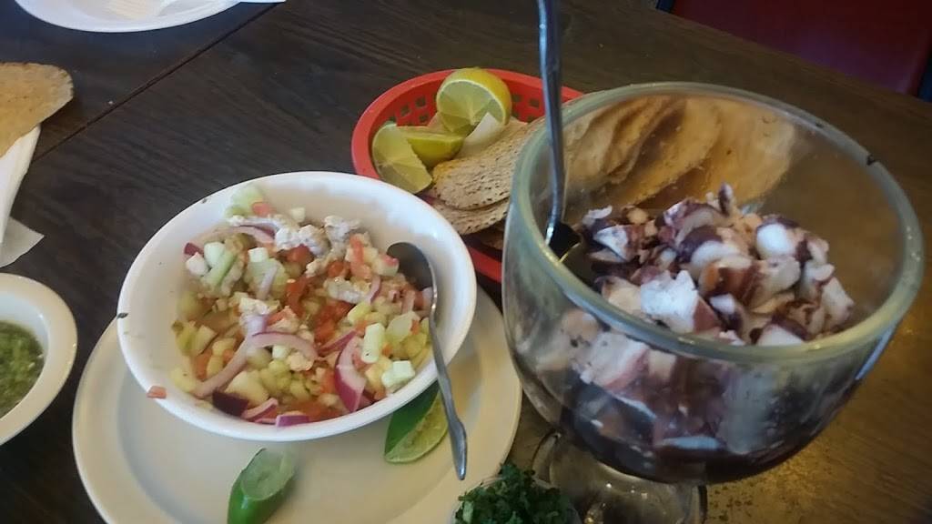 Rincon De Guayabitos | restaurant | 6049 Whittier Blvd, Los Angeles, CA 90022, USA | 3237244540 OR +1 323-724-4540