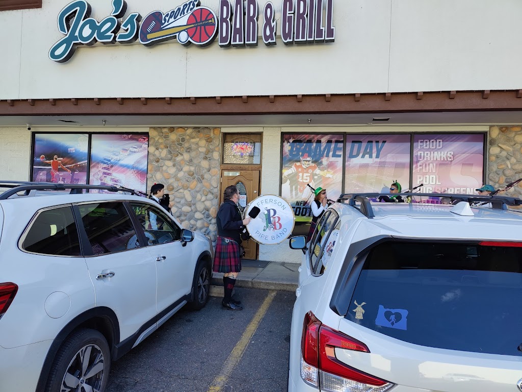 Joes Sports Bar and Grill | restaurant | 820 NE E St, Grants Pass, OR 97526, USA | 5414717445 OR +1 541-471-7445