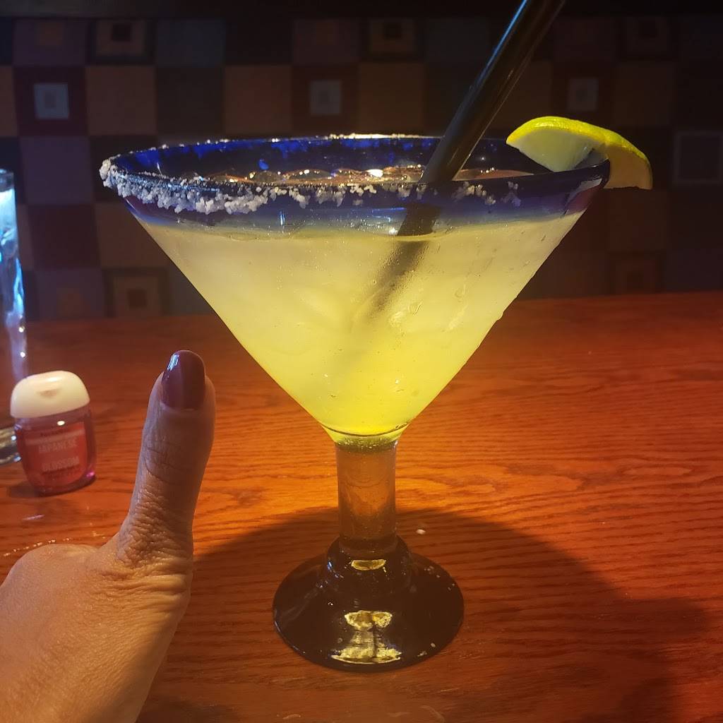 Red Lobster | restaurant | 800 Sunland Park Dr, El Paso, TX 79912, USA | 9158335753 OR +1 915-833-5753