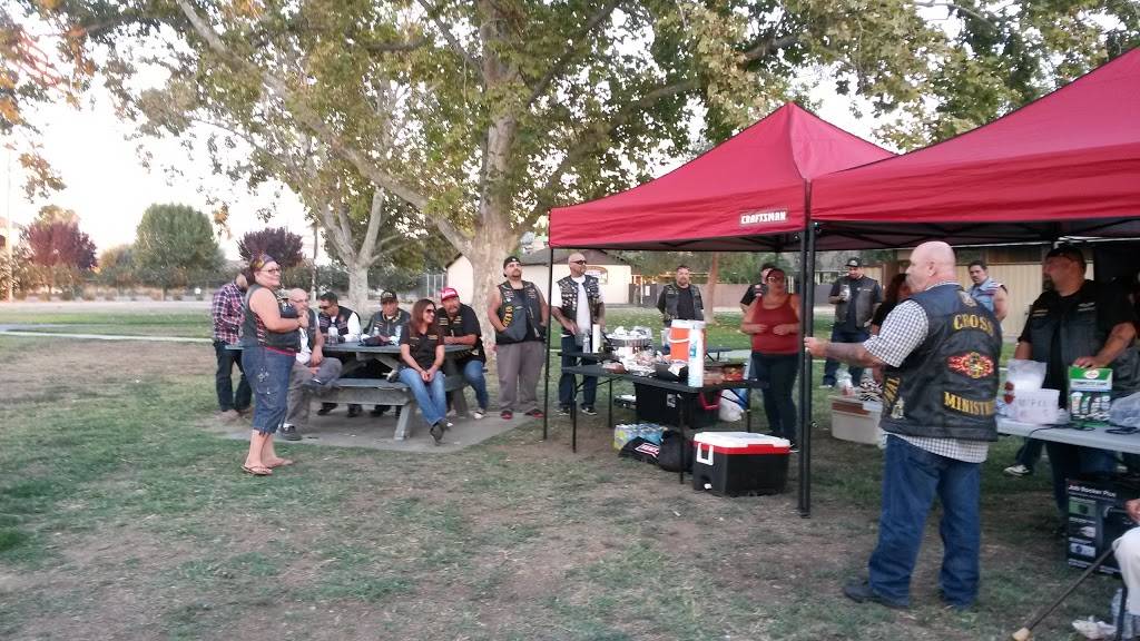 Fosters Freeze | restaurant | 906 E Pacheco Blvd, Los Banos, CA 93635, USA | 2098264195 OR +1 209-826-4195