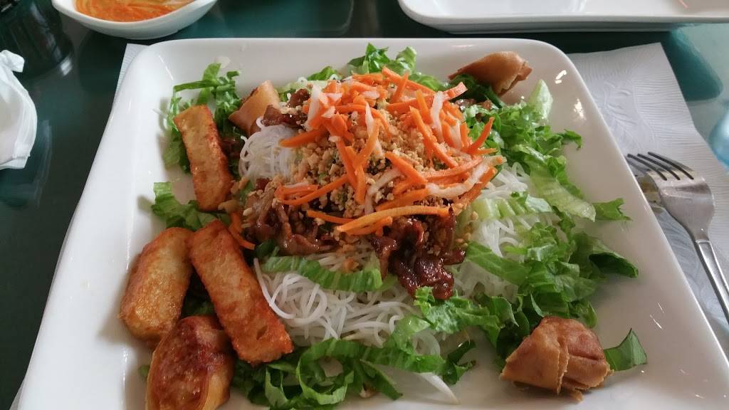 Saigon Restaurant | restaurant | 1230A State St, Santa Barbara, CA 93101, USA | 8059660909 OR +1 805-966-0909
