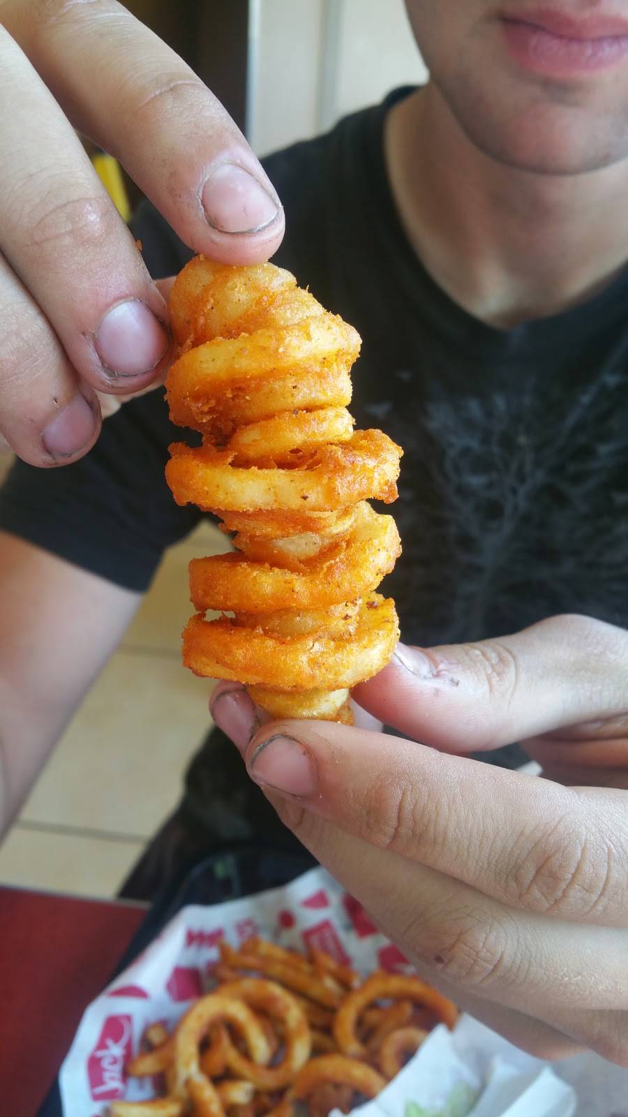 Jack in the Box | restaurant | 3909 Mission Ave, Oceanside, CA 92054, USA | 7604399852 OR +1 760-439-9852