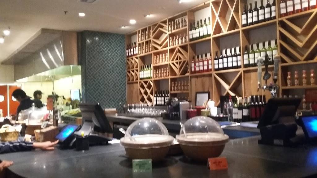 Nandos | restaurant | 6600 Springfield Mall, Springfield, VA 22150, USA | 5712556806 OR +1 571-255-6806