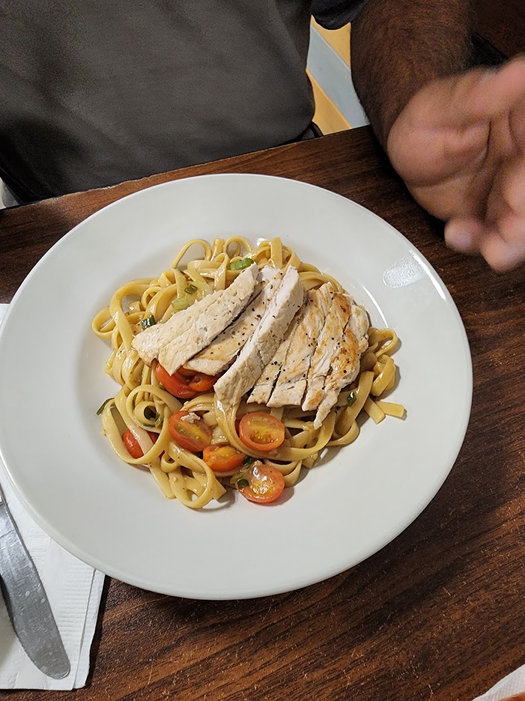 Don and Nancy’s Cafe LLC | cafe | 124 N Main St, Canton, IL 61520, USA | 3094357005 OR +1 309-435-7005