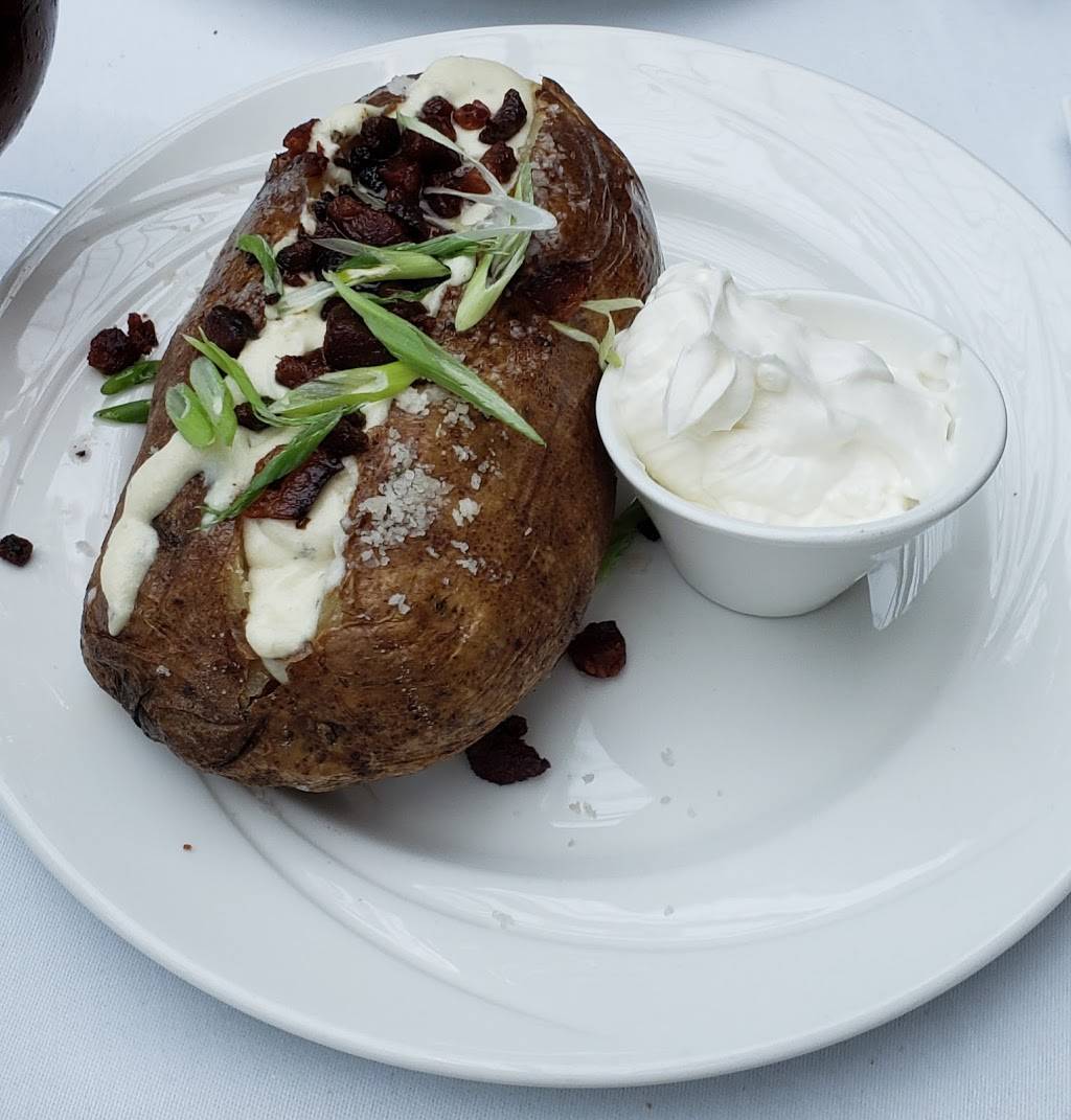 Old Hickory Steakhouse | night club | 2800 Opryland Dr, Nashville, TN 37214, USA | 6154586848 OR +1 615-458-6848