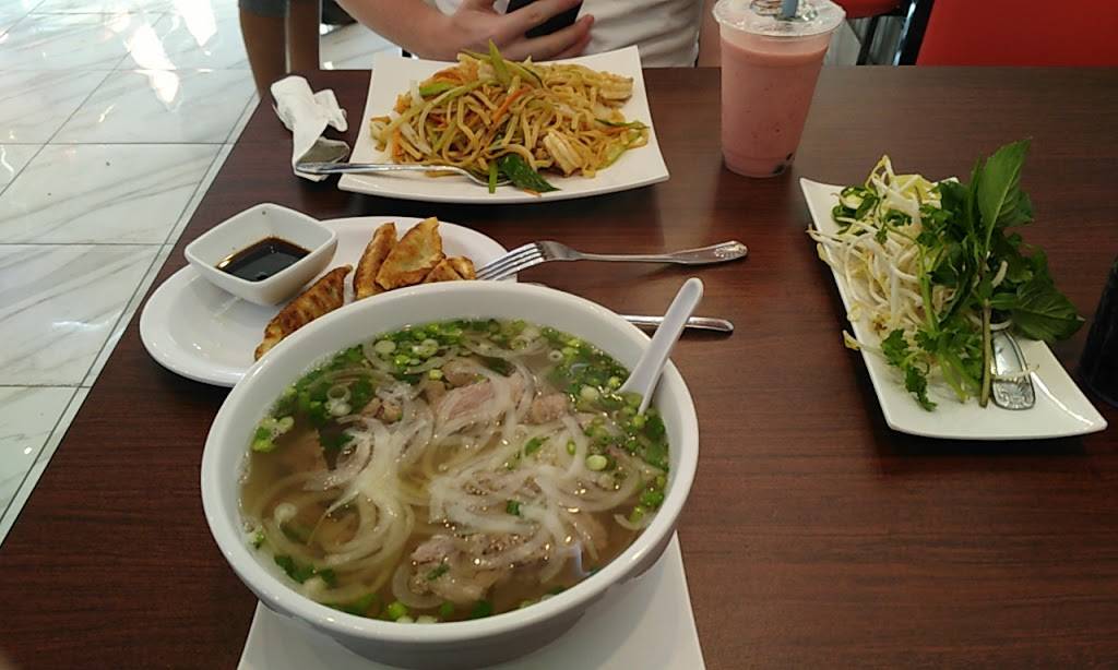 Pho Beef Noodle & Grill | restaurant | 4740 TX-121 #550, Lewisville, TX 75056, USA | 2146181434 OR +1 214-618-1434