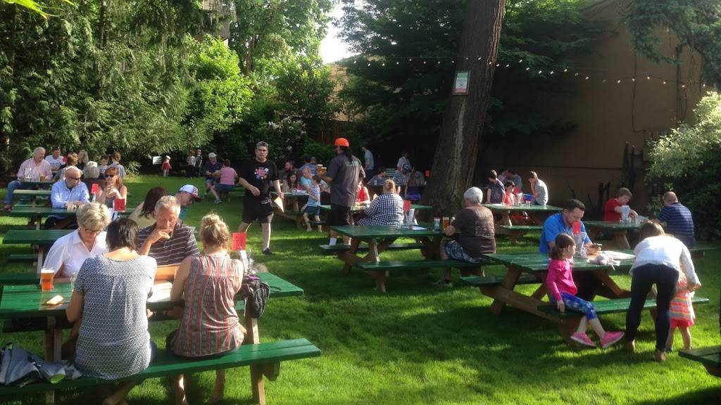 The Lodge At Cascade Brewing | restaurant | 7424 SW Beaverton Hillsdale Hwy, Portland, OR 97225, USA | 5032960110 OR +1 503-296-0110