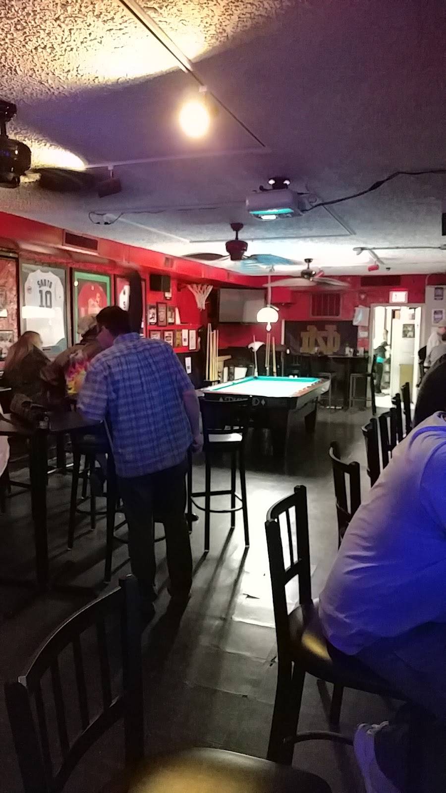 Newbes Sports Bar & Grill | restaurant | 7620 W Irving Park Rd, Norridge, IL 60706, USA | 7084567620 OR +1 708-456-7620