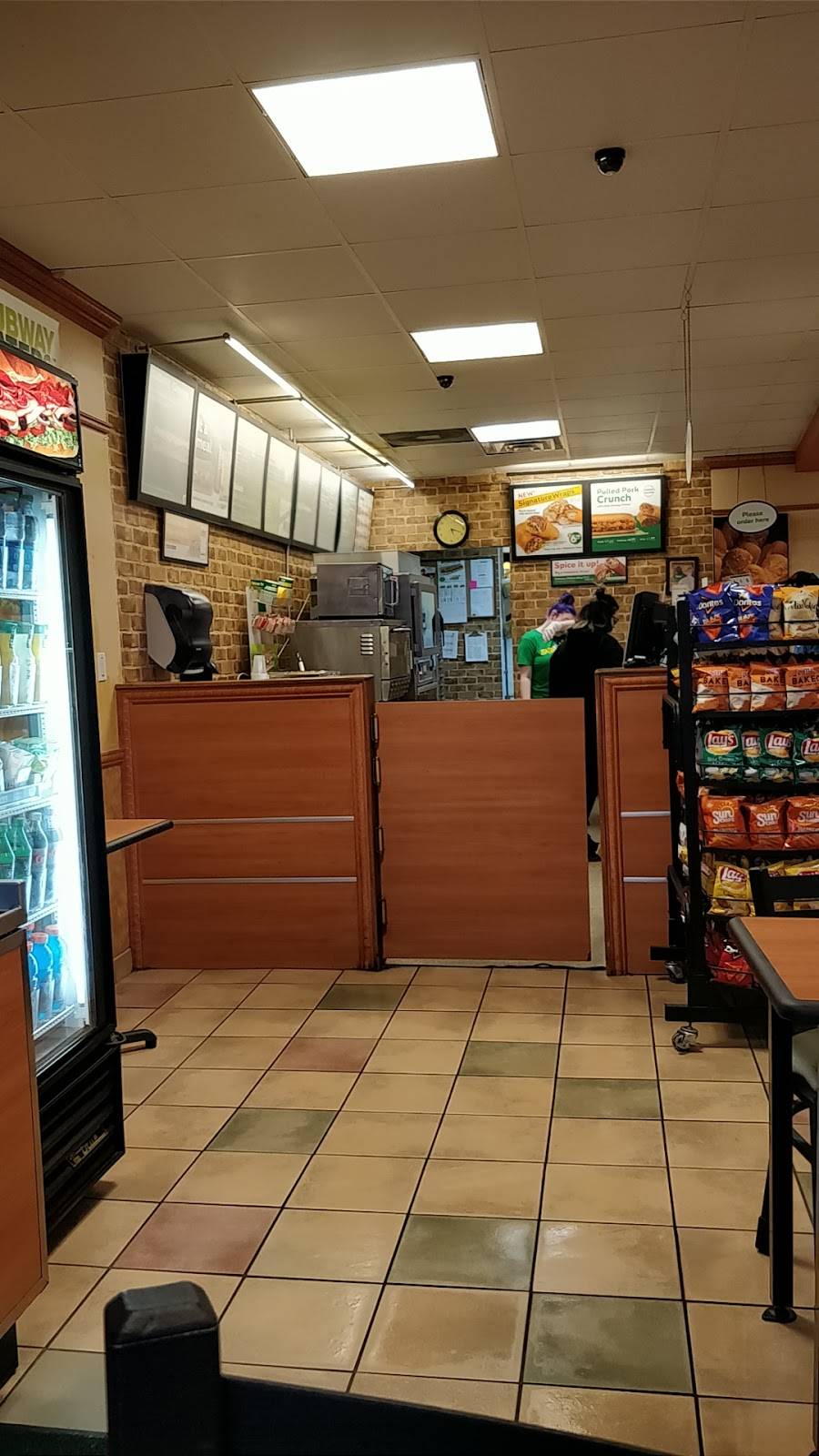 Subway | restaurant | 146 S Broadway, Saratoga Springs, NY 12866, USA | 5185879700 OR +1 518-587-9700