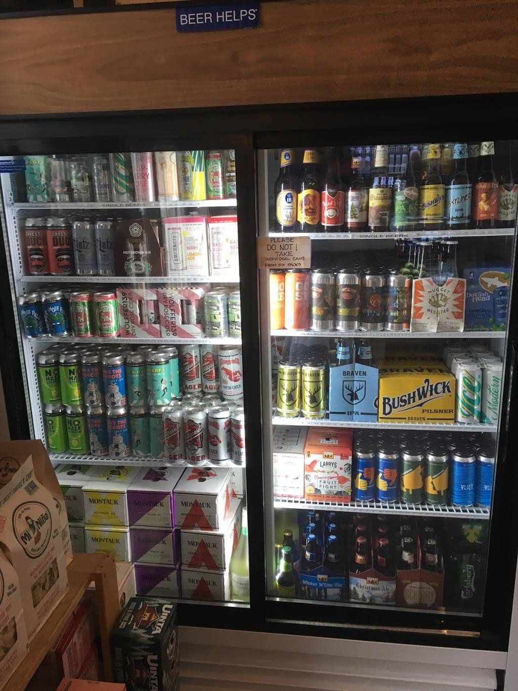 Cavaniolas Gourmet | cafe | 8 Amagansett Square, Amagansett, NY 11930, USA | 6312675608 OR +1 631-267-5608