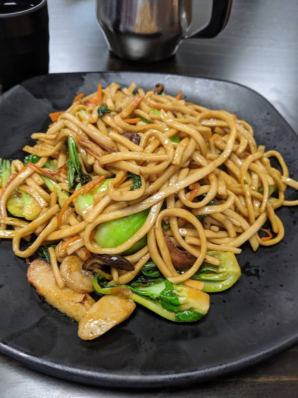 籠王廟Long King House 笼王庙 上海小笼包 生煎包 炸串 灌汤包 上海小吃 | restaurant | 15-26 College Point Blvd, Queens, NY 11356, USA | 7183539090 OR +1 718-353-9090