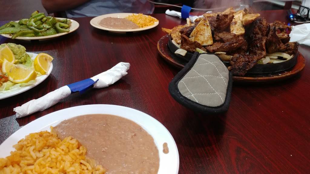 Tortilla Del Rancho | restaurant | 220 W Kingsley Rd # 426, Garland, TX 75041, USA | 9729261550 OR +1 972-926-1550