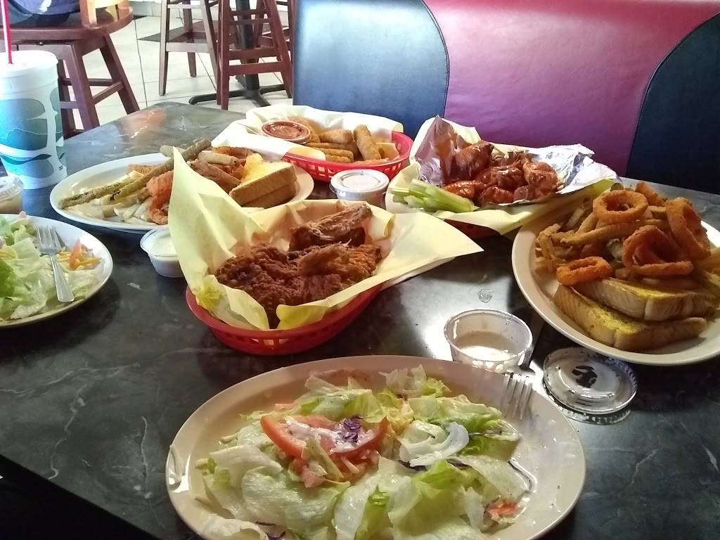 Burger Rush | restaurant | 475 W Stetson Ave, Hemet, CA 92543, USA | 9519292333 OR +1 951-929-2333