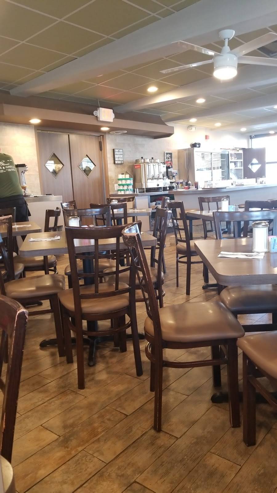 Linden House Diner & Grill | restaurant | 200 W St Georges Ave, Linden, NJ 07036, USA | 9084863930 OR +1 908-486-3930