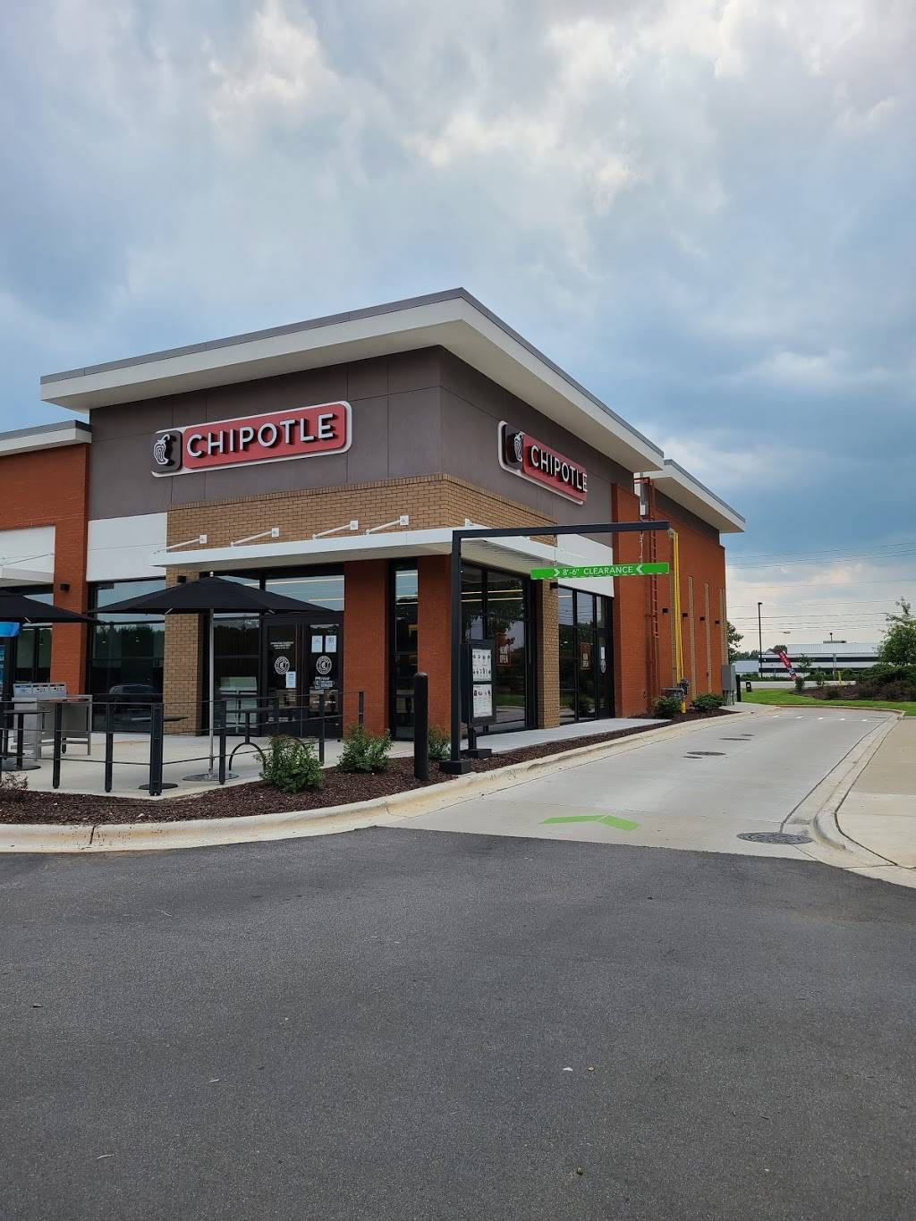 Chipotle Mexican Grill | restaurant | 4203 Fayetteville Rd, Raleigh, NC 27603, USA | 9199857287 OR +1 919-985-7287