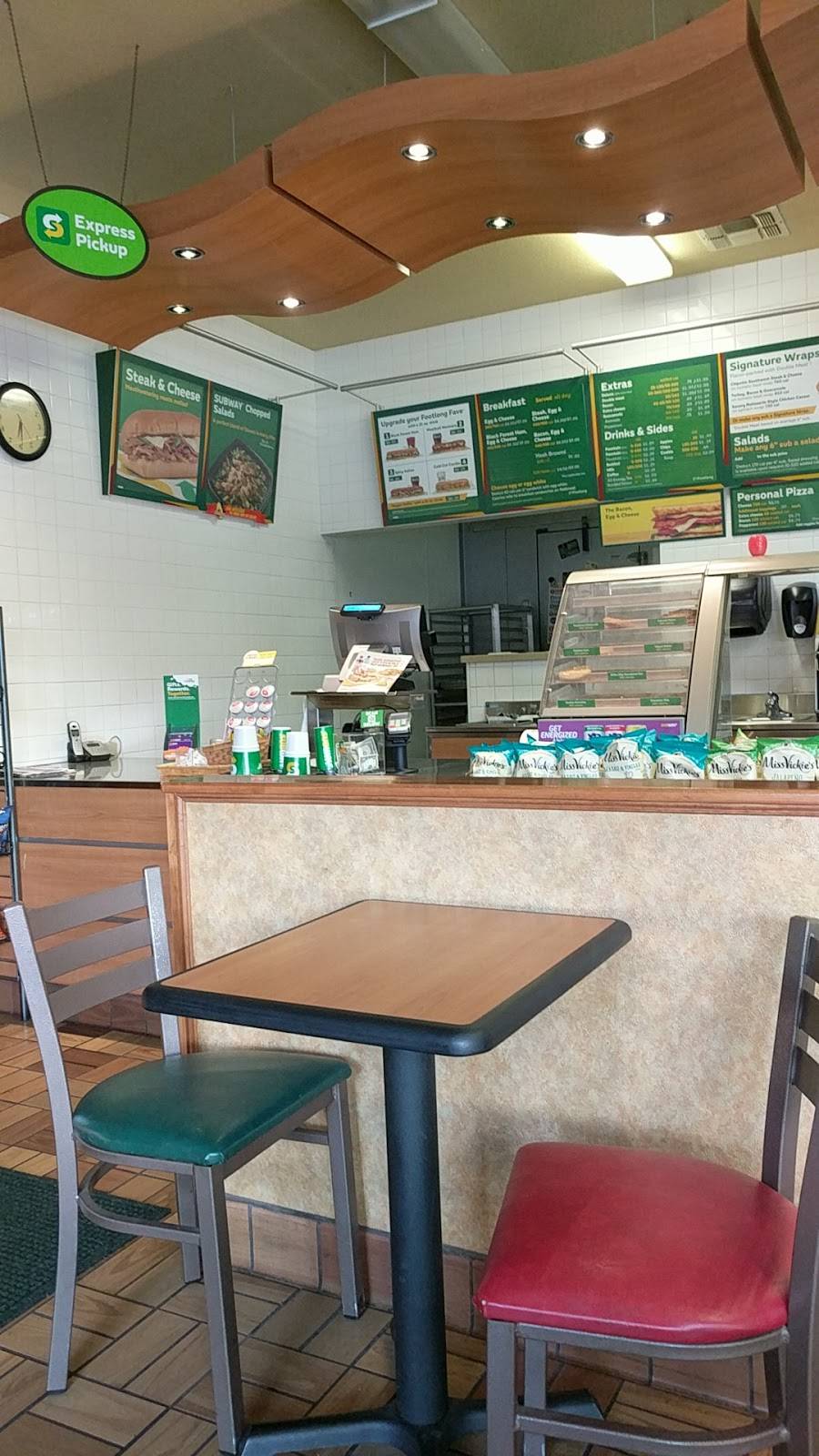 Subway | meal takeaway | 35335 CA-41 Suite 5, Coarsegold, CA 93614, USA | 5596582500 OR +1 559-658-2500