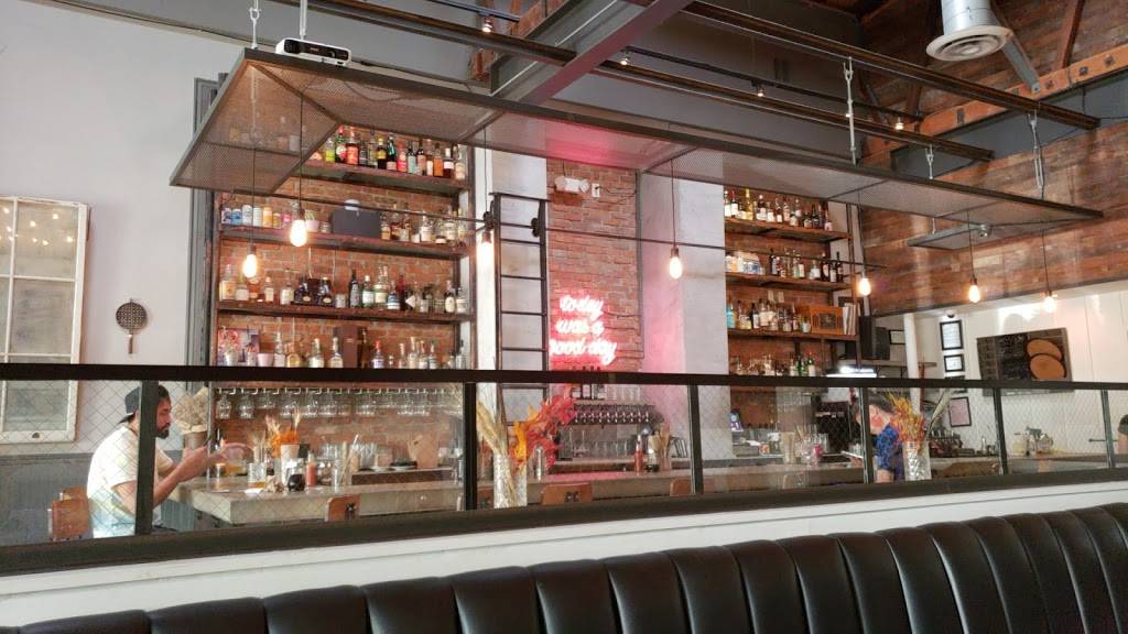 Sweet Chick | restaurant | 448 N Fairfax Ave, Los Angeles, CA 90036, USA | 3235923423 OR +1 323-592-3423