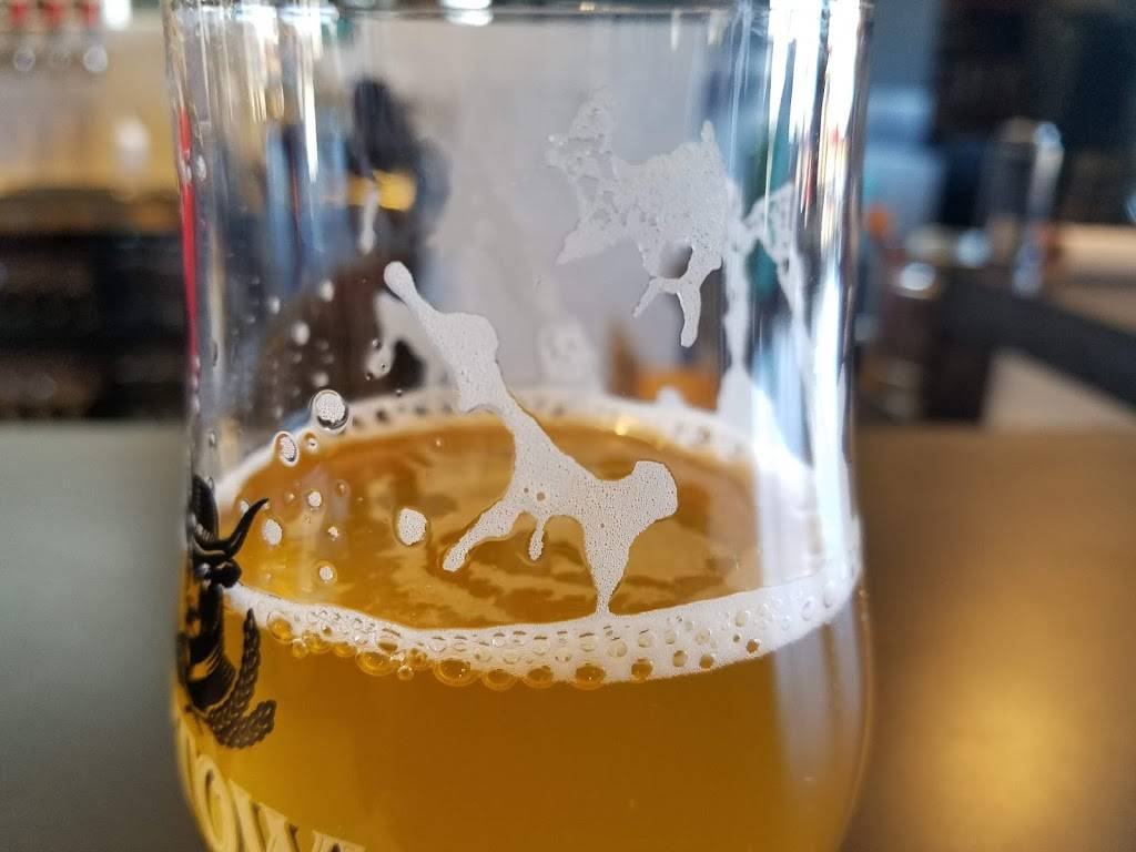 Cowtown Brewing Co | restaurant | 1301 E Belknap St, Fort Worth, TX 76102, USA | 8174895800 OR +1 817-489-5800