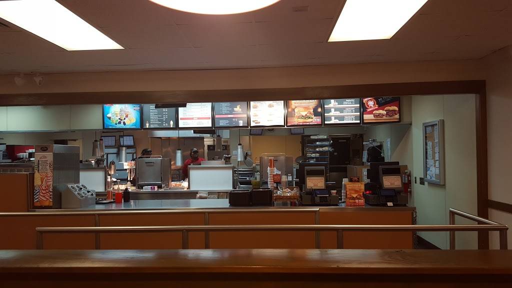 Lions Choice | restaurant | 11265 St Charles Rock Rd, Bridgeton, MO 63044, USA | 3147390544 OR +1 314-739-0544