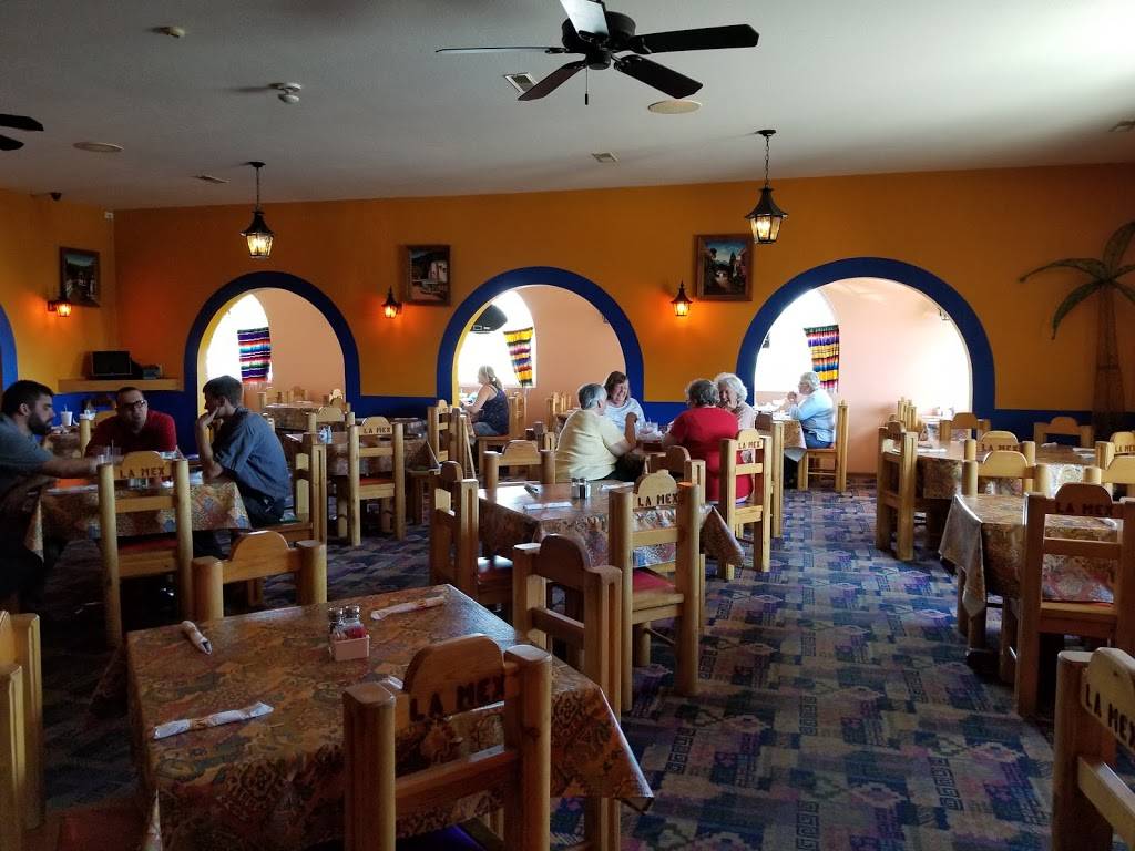 La Mex | restaurant | 930 W Custer Ave, Pontiac, IL 61764, USA | 8158444564 OR +1 815-844-4564