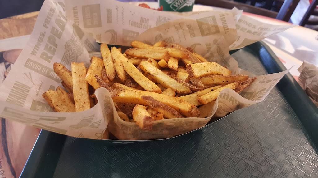 Wingstop | restaurant | 109 Volvo Pkwy, Chesapeake, VA 23320, USA | 7575489464 OR +1 757-548-9464